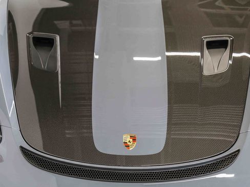 Used 2025 Porsche 718 Cayman GT4 RS w/ Weissach Package RWD image 35