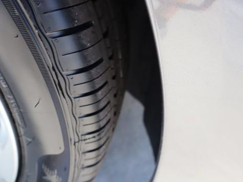 Used 2018 Honda Accord LX image 46