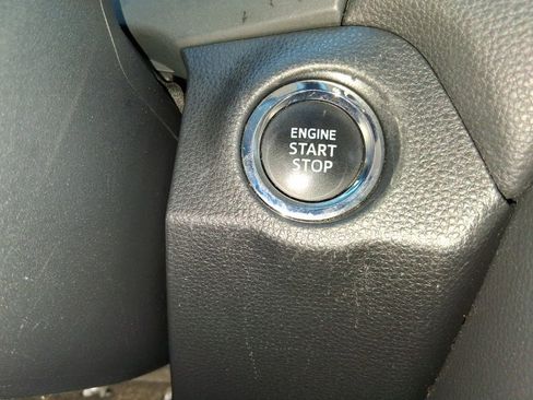 Used 2019 Toyota RAV4 XLE w/ Convenience Package image 20