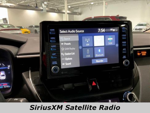 Used 2022 Toyota Corolla LE FWD image 15