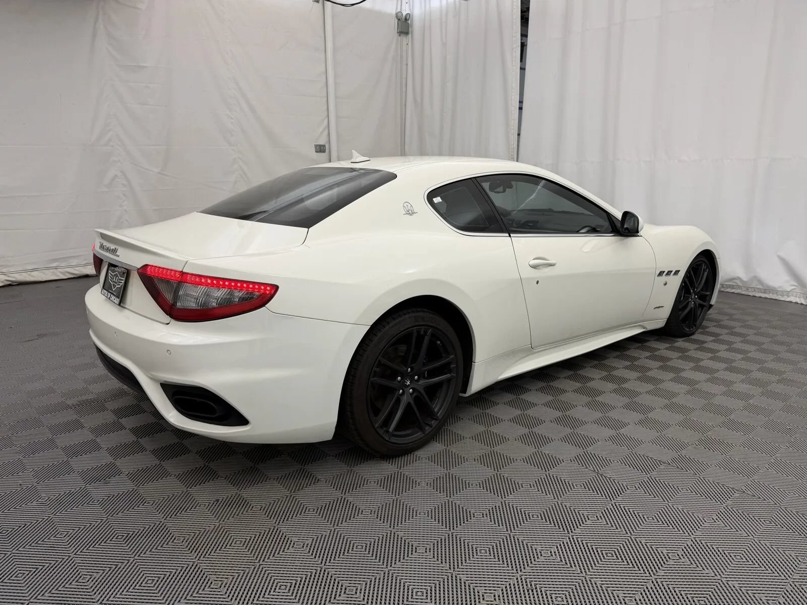 Used 2018 Maserati GranTurismo Sport RWD image 5