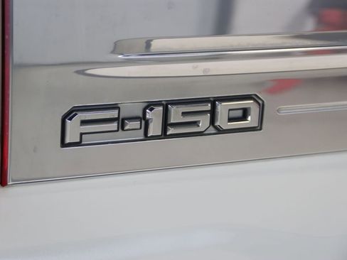 Used 2023 Ford F150 Limited image 12