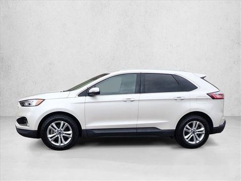 Used 2019 Ford Edge SEL w/ Equipment Group 201A FWD image 2