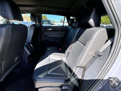 Certified 2021 Volkswagen Atlas Cross Sport SEL image 17