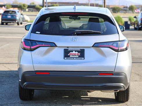 New 2026 Honda HR-V LX image 7