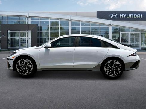 New 2025 Hyundai Ioniq 6 SEL image 3