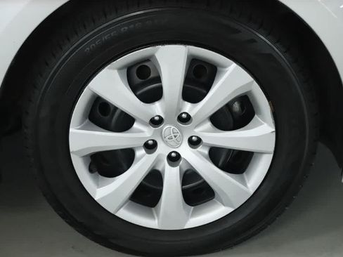 Used 2023 Toyota Corolla LE FWD image 10
