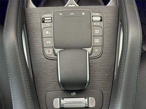 Used 2025 Mercedes-Benz GLS 450 4MATIC image 28