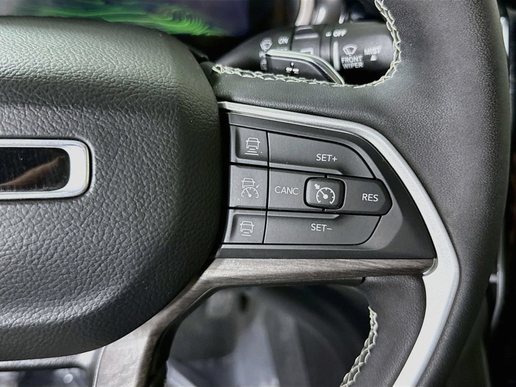 Used 2022 Jeep Grand Cherokee Limited 4xe AWD/4WD image 25