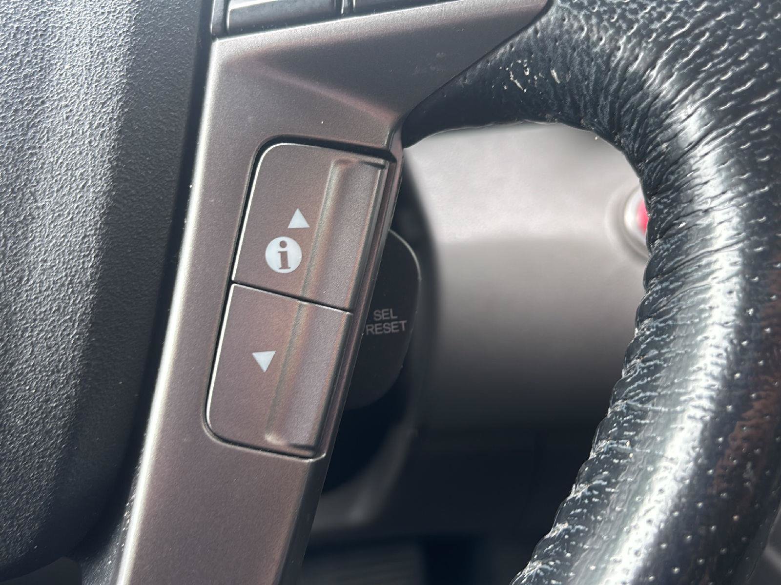 Used 2016 Honda Odyssey Touring Elite image 9
