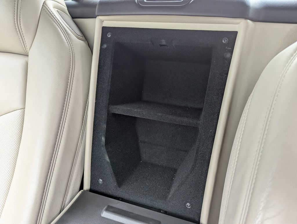 Used 2006 Cadillac XLR RWD image 32