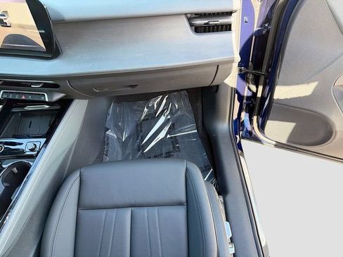 New 2026 Audi Q3 quattro 2.0T AWD/4WD image 17