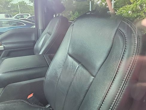 Used 2019 Ford F150 Lariat AWD/4WD image 16