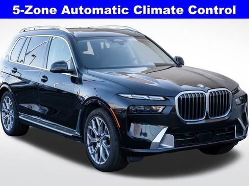 Used 2024 BMW X7 xDrive40i image 10