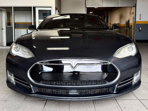 Used 2015 Tesla Model S 85D AWD/4WD image 5
