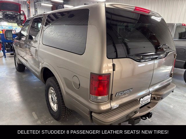 Used 2005 Ford Excursion Limited AWD/4WD image 6