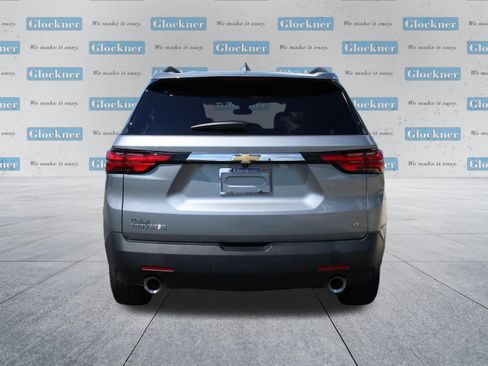Used 2023 Chevrolet Traverse LT FWD image 7