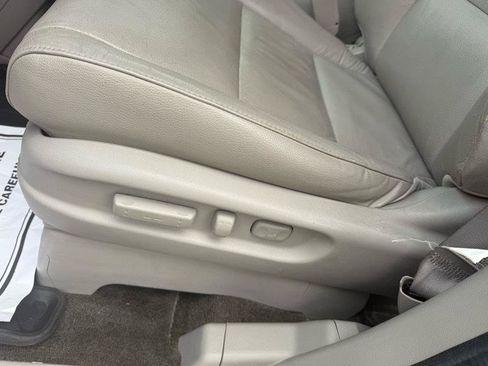 Used 2012 Honda Odyssey EX-L image 14