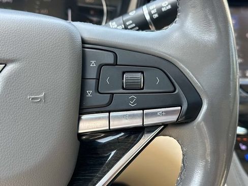 Used 2020 Cadillac XT6 Premium Luxury AWD/4WD image 23