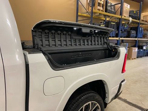 New 2026 RAM 1500 Tungsten AWD/4WD image 19