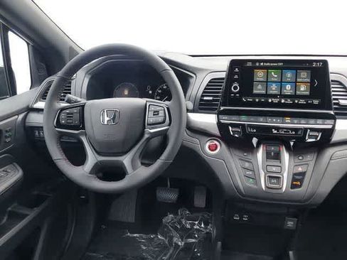 Used 2026 Honda Odyssey Sport-L image 13