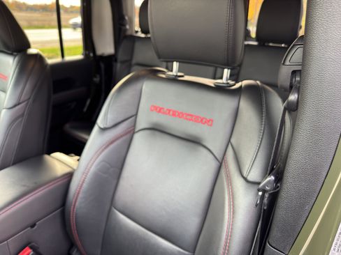 Used 2021 Jeep Gladiator Rubicon w/ Uconnect 4C Nav & Sound Group image 26