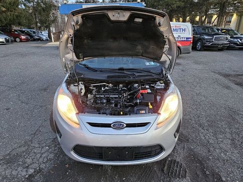 Used 2012 Ford Fiesta SE image 21