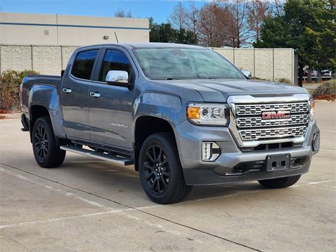 Used 2022 GMC Canyon Denali image 3