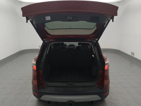 Used 2017 Ford Escape Titanium AWD/4WD image 29