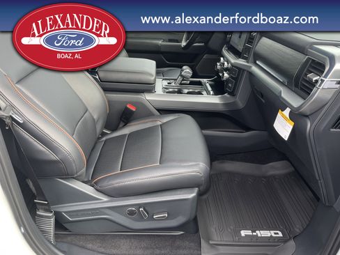 New 2025 Ford F150 Lariat w/ Equipment Group 502A High image 17