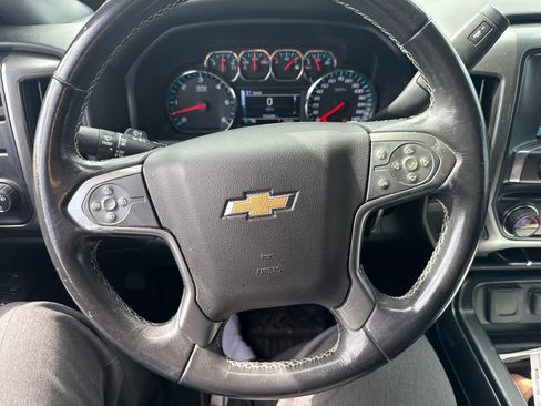 Used 2018 Chevrolet Silverado 1500 LT w/ Texas Edition RWD image 5
