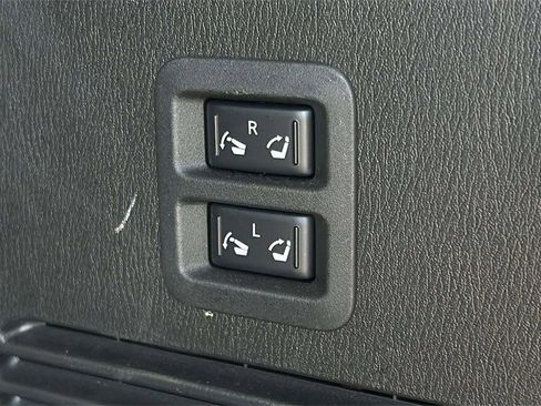 Used 2024 Nissan Armada Platinum w/ Cargo Package image 29