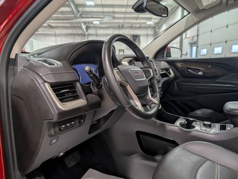 Used 2023 GMC Terrain Denali w/ Denali Premium Package image 13