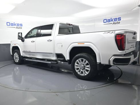 Used 2020 GMC Sierra 2500 Denali w/ Denali Ultimate Package AWD/4WD image 5