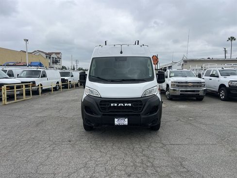 Used 2024 RAM ProMaster 2500 FWD image 5