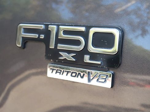Used 2003 Ford F150 XL RWD image 9