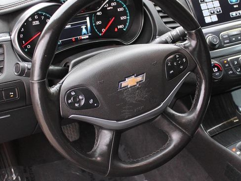 Used 2019 Chevrolet Impala LT w/ Sunroof and Spoiler Package FWD image 13