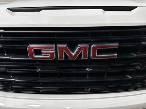 Used 2023 GMC Sierra 1500 Elevation image 9