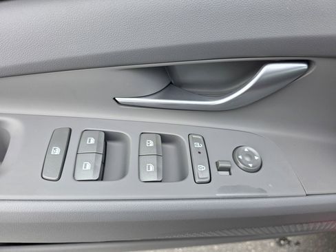 New 2025 Hyundai Elantra Sport FWD image 21