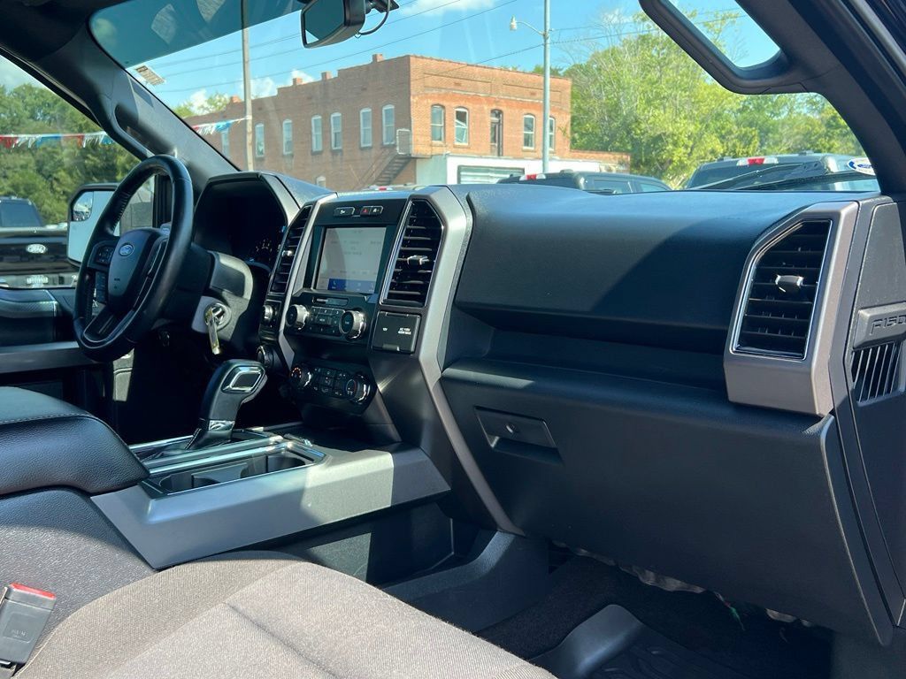Used 2020 Ford F150 XLT w/ Equipment Group 302A Luxury AWD/4WD image 22