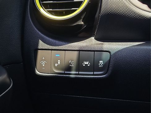 Used 2019 Hyundai Kona Ultimate FWD image 15