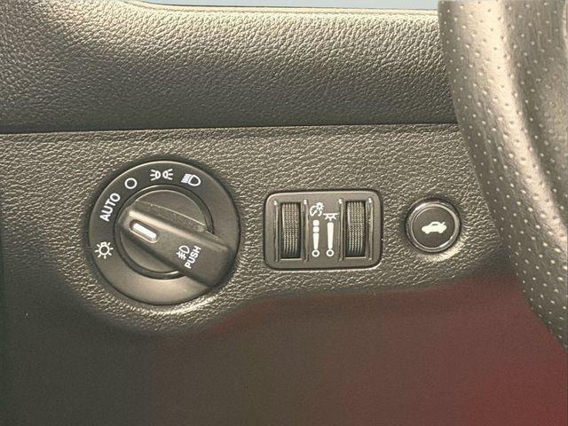 Used 2020 Dodge Challenger R/T RWD image 29