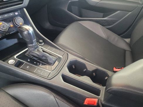 Used 2019 Volkswagen Jetta S image 26