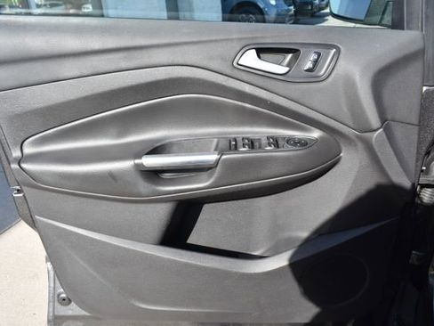 Used 2015 Ford Escape SE AWD/4WD image 14