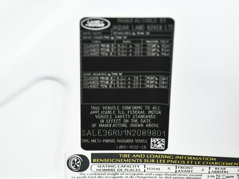 Used 2022 Land Rover Defender 90 X-Dynamic HSE image 17