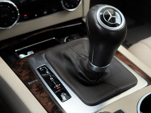 Used 2013 Mercedes-Benz C 300 4MATIC Sedan w/ Premium 1 Pkg image 36