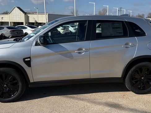 New 2026 Mitsubishi Outlander Sport LE image 4