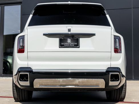 New 2026 Rolls-Royce Cullinan image 10
