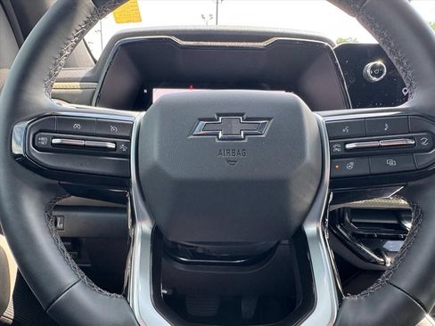 Used 2026 Chevrolet Colorado ZR2 AWD/4WD image 18