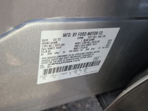 Certified 2022 Ford Edge ST w/ Equipment Group 401A image 23